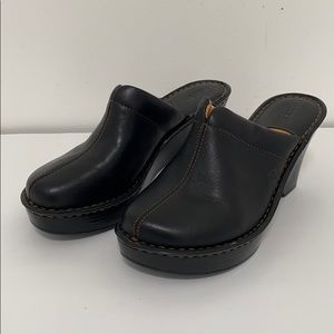 Born black heel clogs size 7